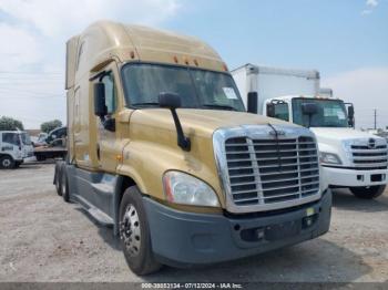  Salvage Freightliner Cascadia 125