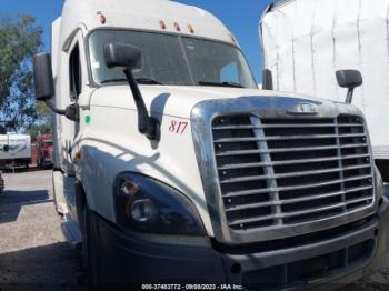  Salvage Freightliner Cascadia 125