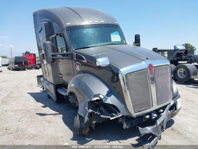  Salvage Kenworth T680