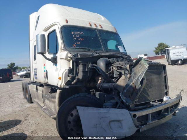  Salvage Freightliner Cascadia 125