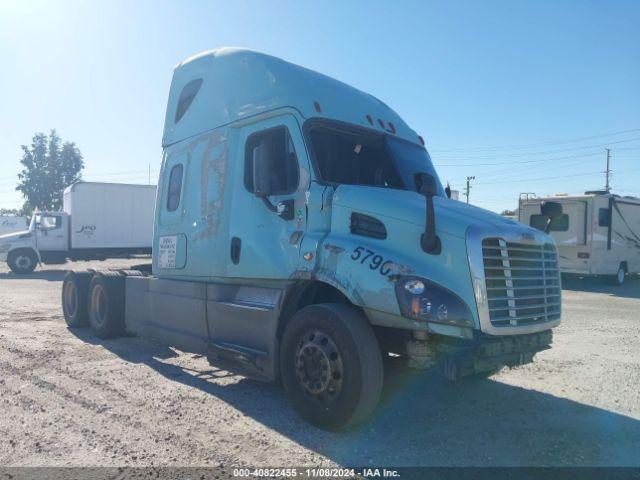  Salvage Freightliner Cascadia 113