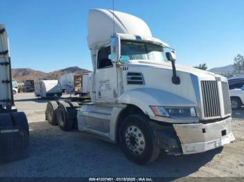  Salvage Western Star Auto Ca 5700 Xe